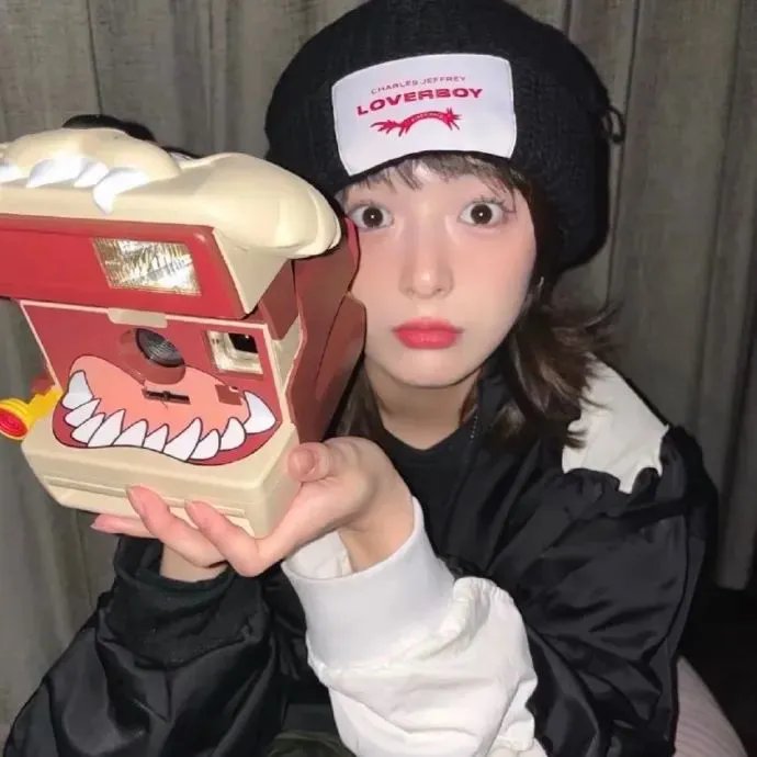 我和他都是新郎。